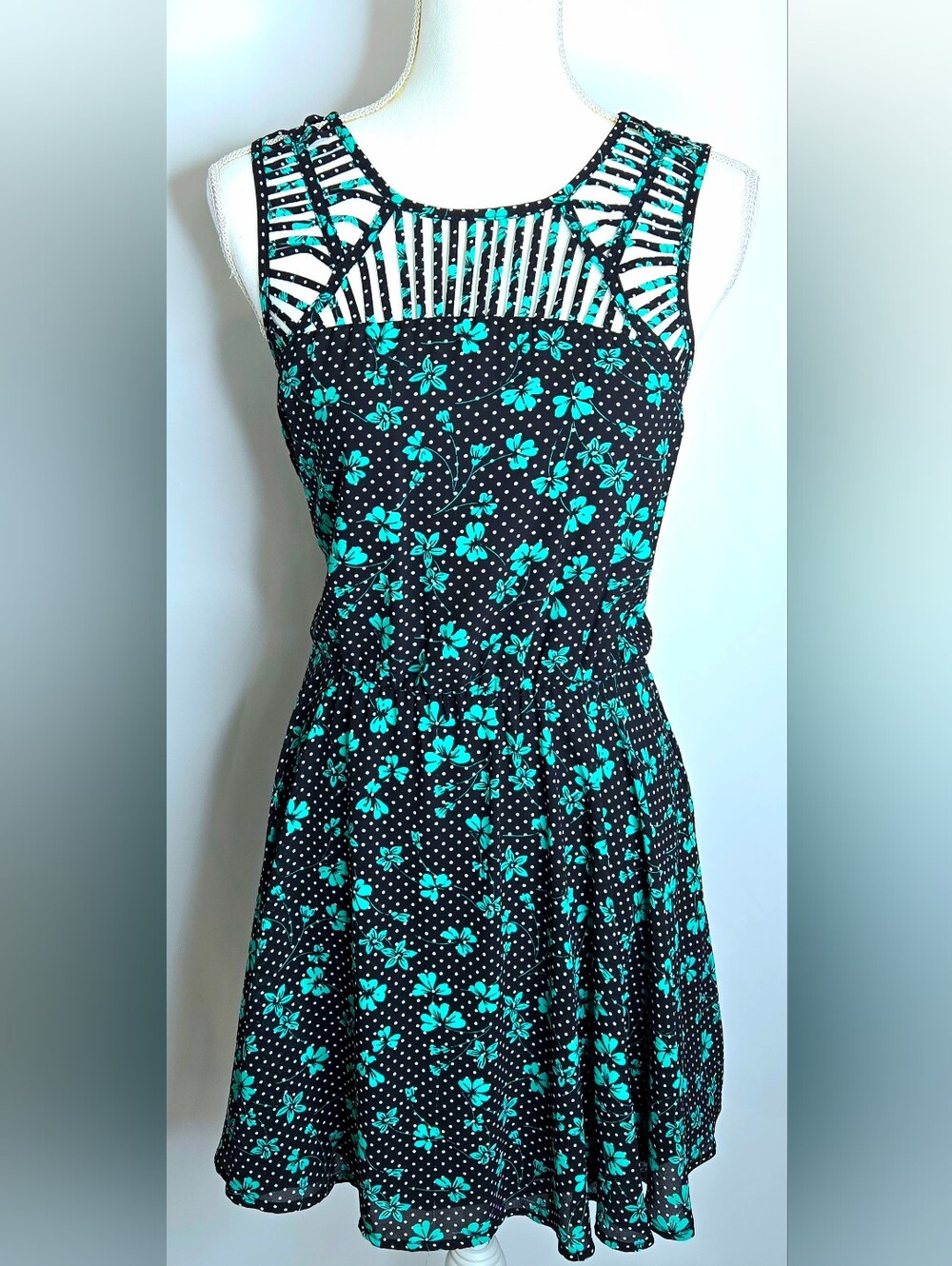 Candie's Black Teal Floral Polka Dot Fit & Flare Dress Keyhole Back NWOT L